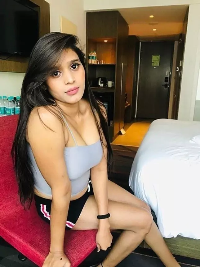 कॉल गर्ल्स सर्विस  पप्पीरेड्डिपट्टी